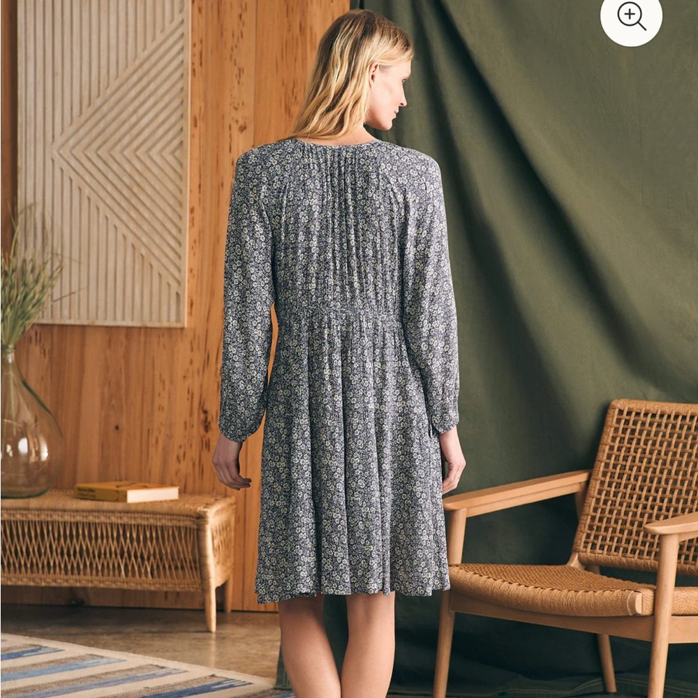 Faherty Sirene Dress - Navy Ditsy Floral / L - Picture 5 of 12